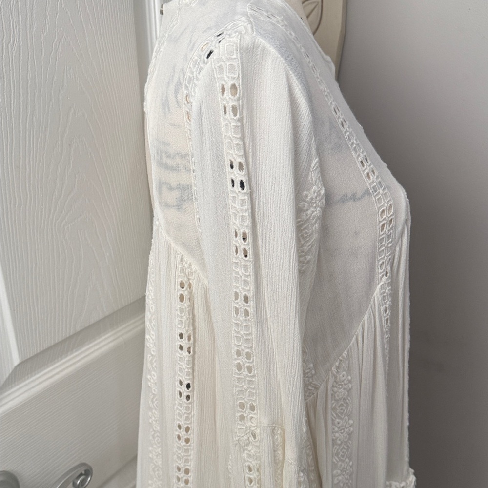Free People Elegant White Lace Women's Top - Picture 5 of 10